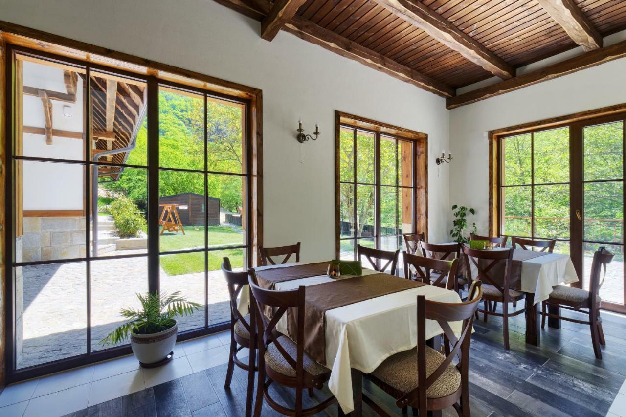 Hotel Apostolite Σαντάνσκι Εξωτερικό φωτογραφία